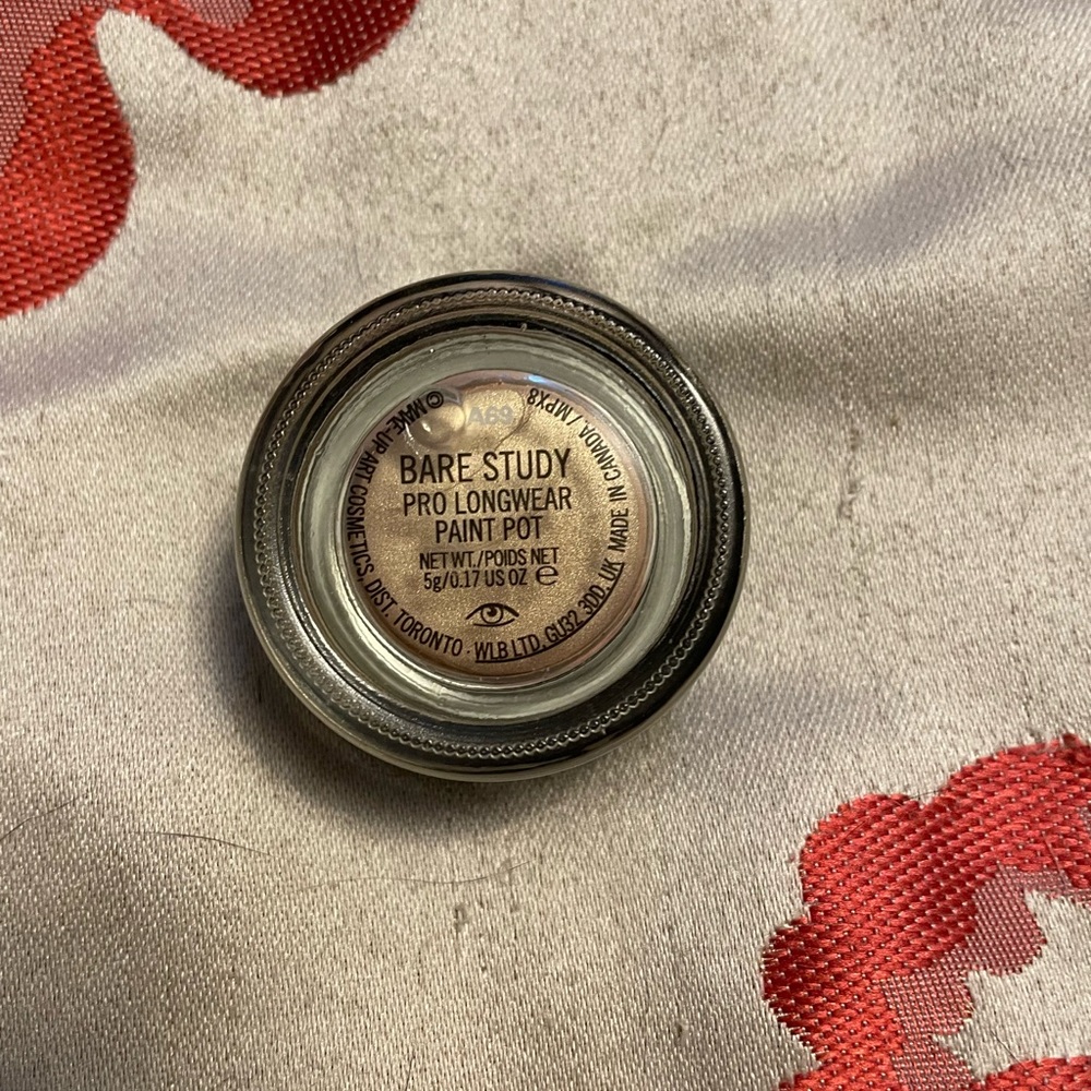 Mac Paint Pot in Bare Study
